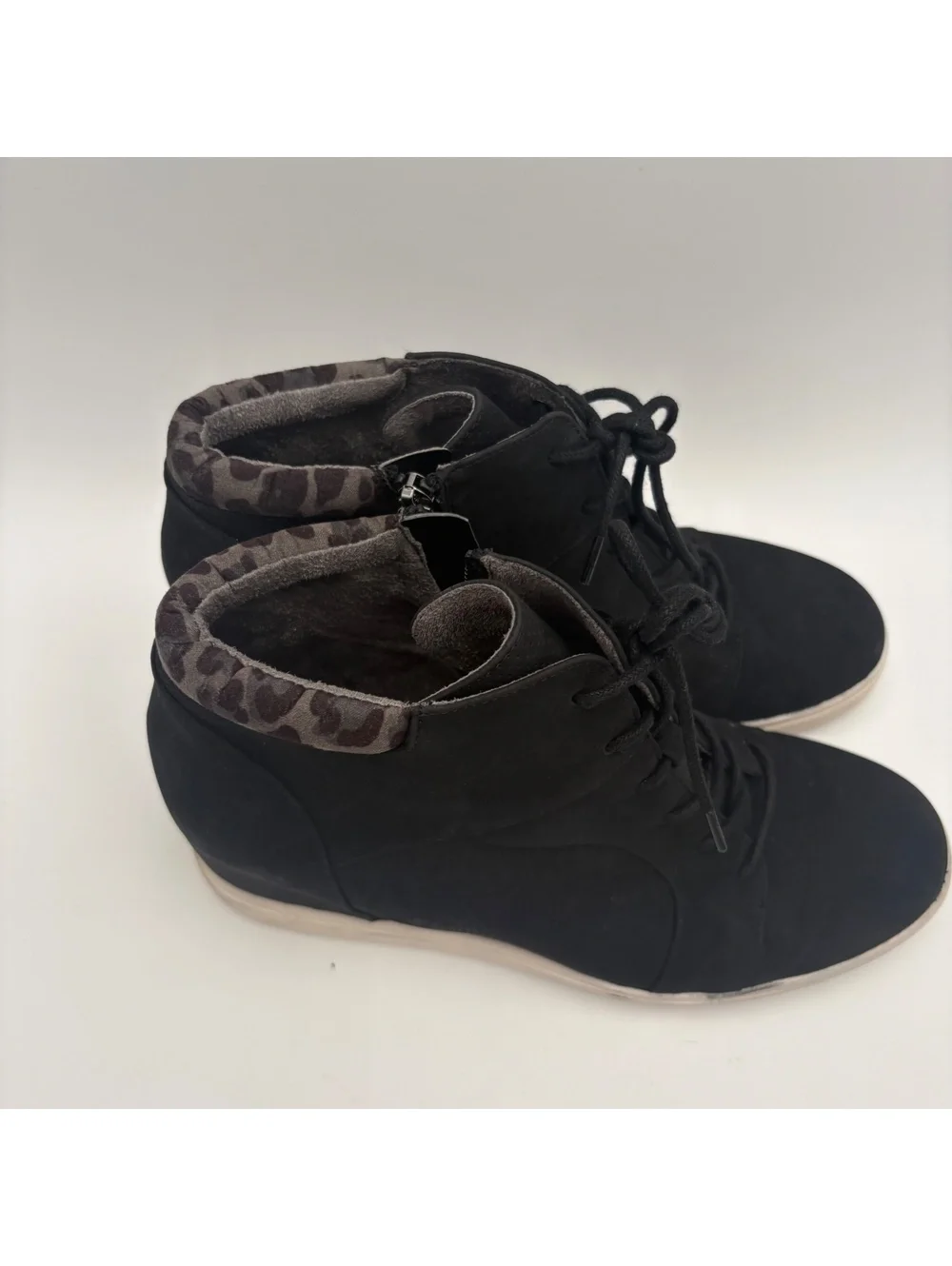 Dr. scholls Mini Wedge size 11 m Sustainable Comfort Women's Sneakers Leopard